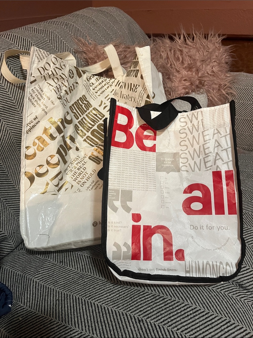 lululemon athletica 2pk Graphic Reusable Tote